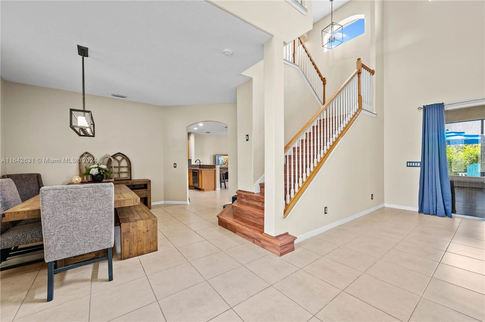 555 Hiking Trail, West Melbourne, FL 32904 photo 5