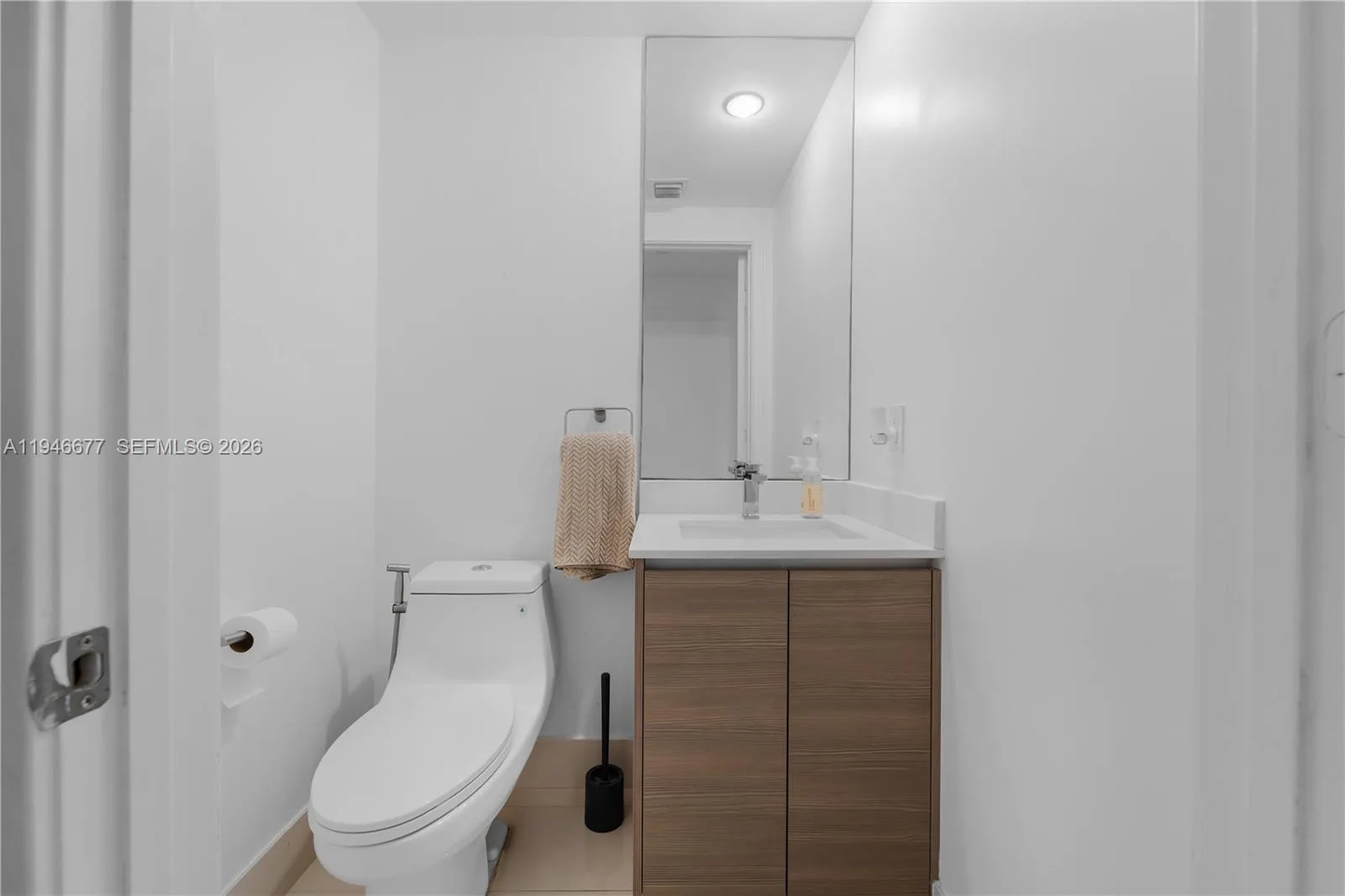 460 NE 28th St # 3002, Miami, FL 33137 photo 7