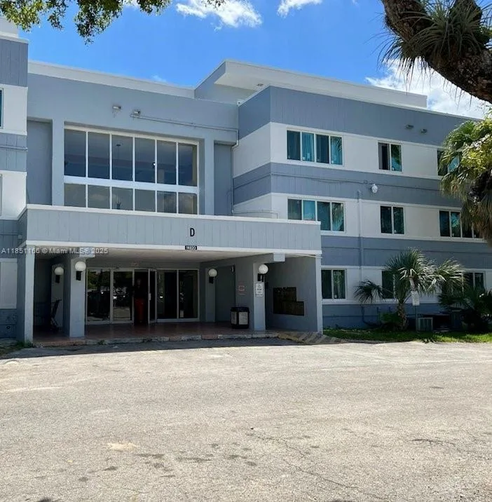 14820 Naranja Lakes Blvd # D2N, Homestead, FL 33032