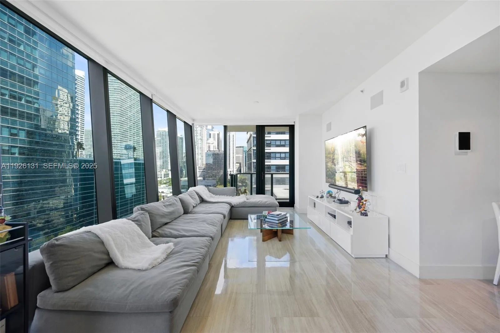 1451 Brickell Ave # 1106, Miami, FL 33131 photo 2