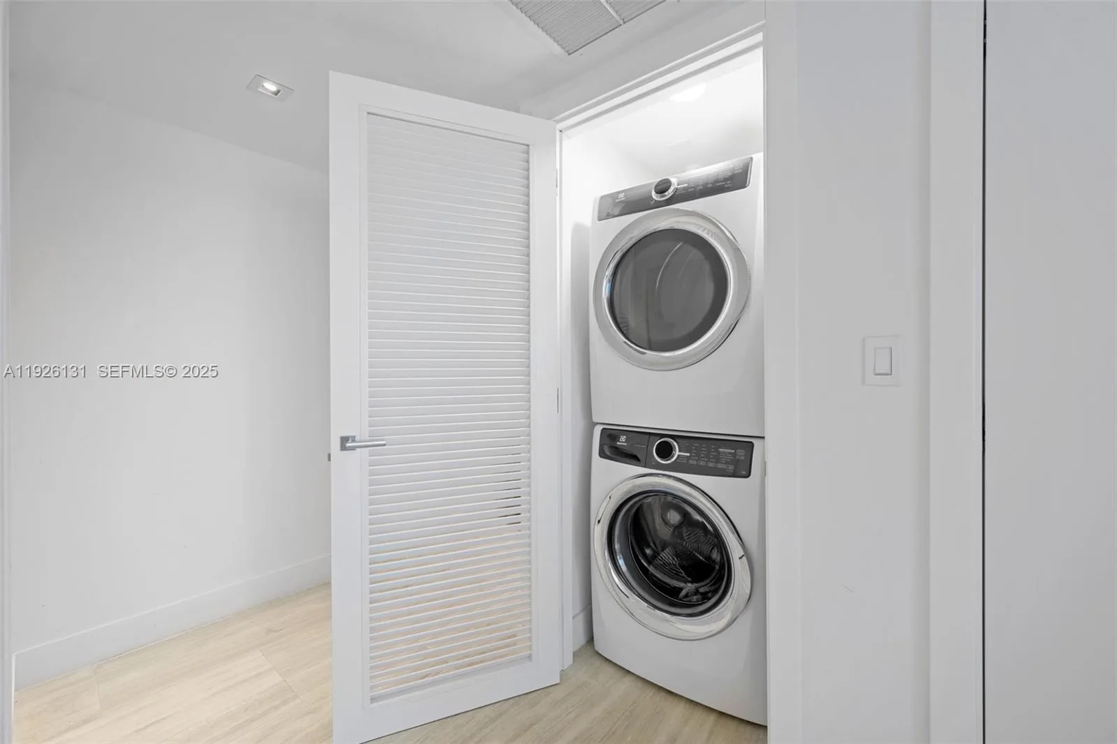 1451 Brickell Ave # 1106, Miami, FL 33131 photo 8
