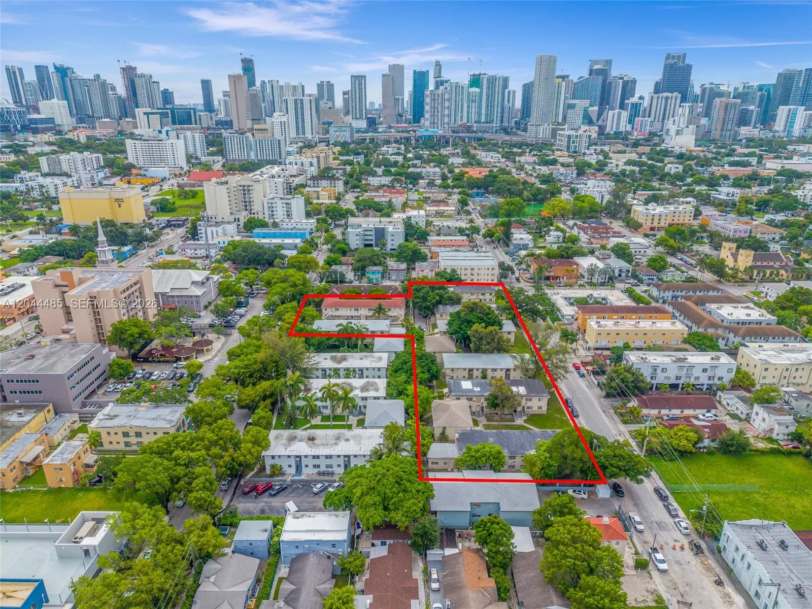 931 SW 3rd St, Miami, FL 33130 photo 6