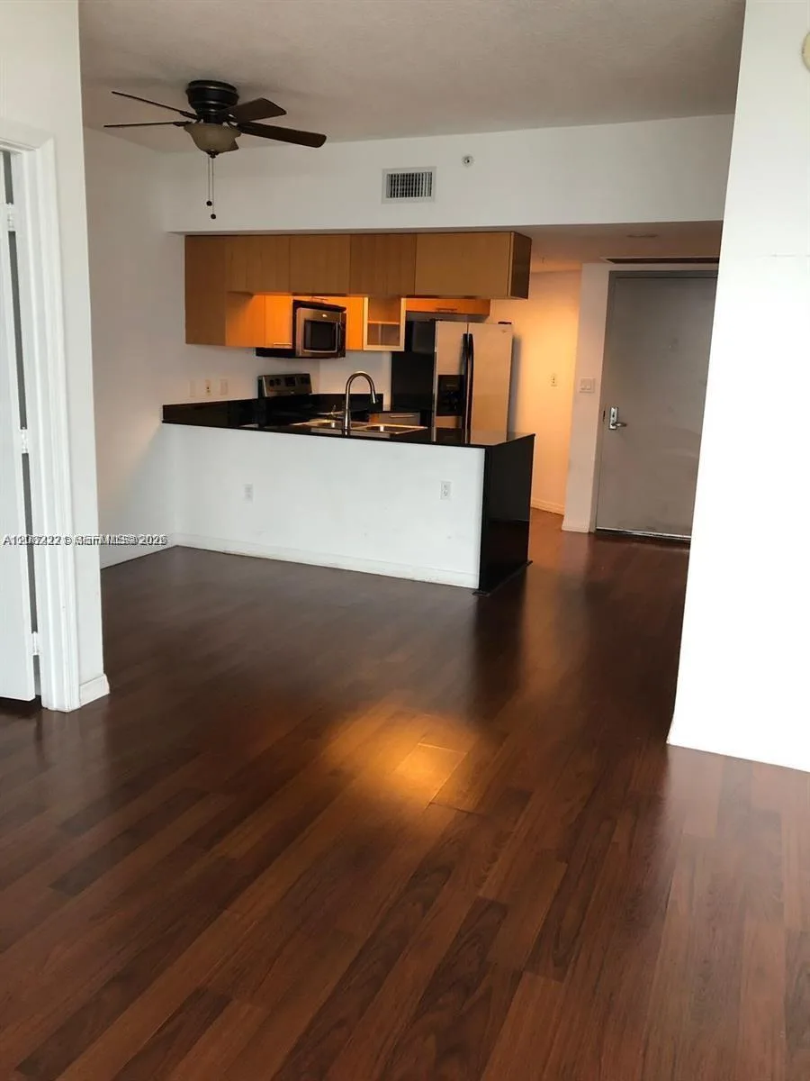 1750 N Bayshore Dr # 3015, Miami, FL 33132