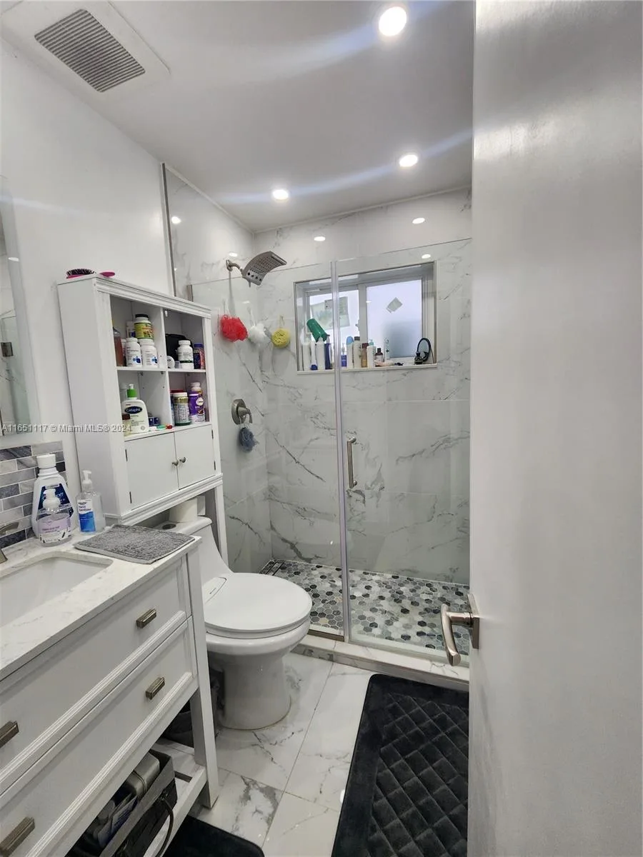 1025 NE 13th Ave, Homestead, FL 33033 photo 4