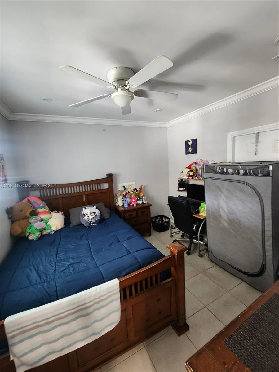 1025 NE 13th Ave, Homestead, FL 33033 photo 9