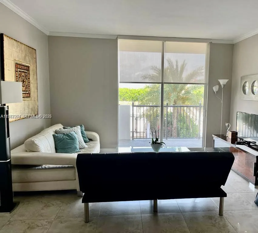 4100 Salzedo St # 503, Coral Gables, FL 33146