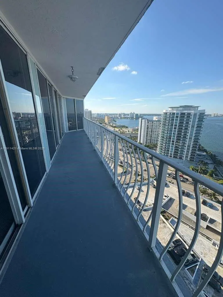 7601 E TREASURE DR # 2317, North Bay Village, FL 33141 photo 2