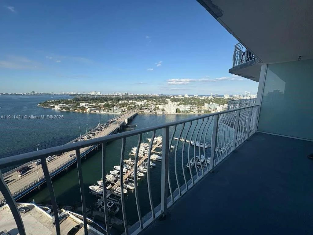 7601 E TREASURE DR # 2317, North Bay Village, FL 33141 photo 4