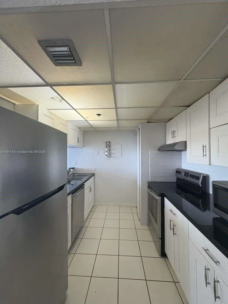 7601 E TREASURE DR # 2317, North Bay Village, FL 33141 photo 9