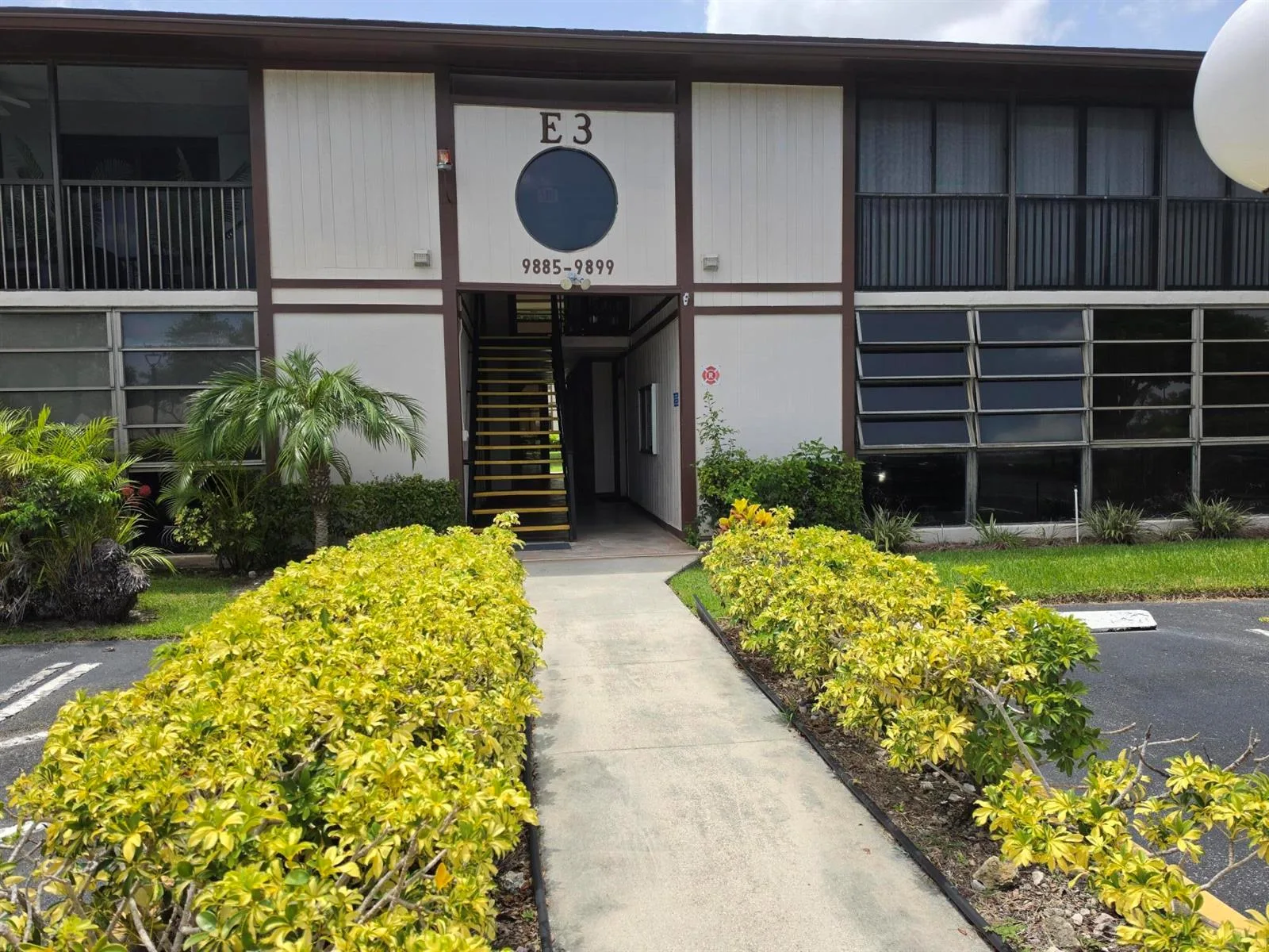 9895 N BELFORT Circle # 110, Tamarac, FL 33321 photo 3