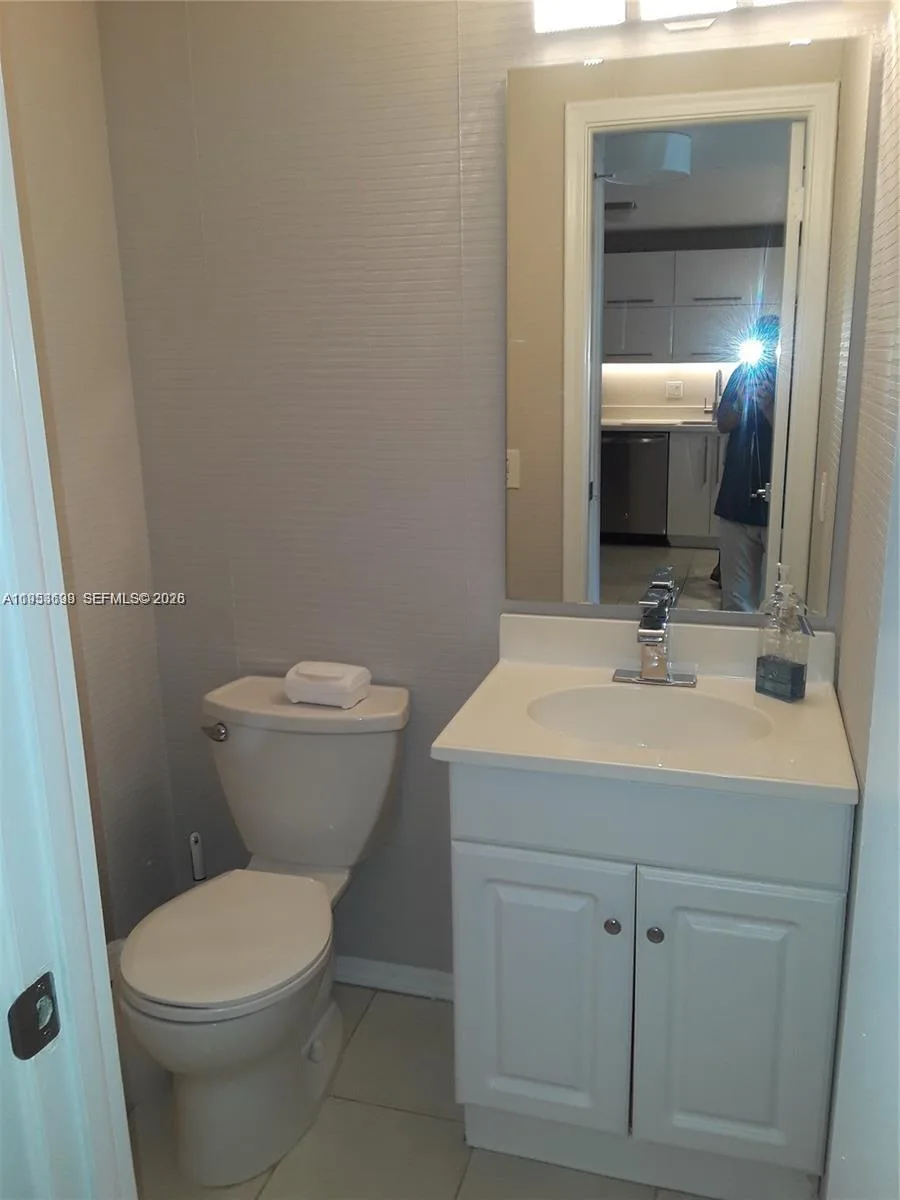 1833 S Ocean Dr # 1103, Hallandale Beach, FL 33009 photo 13