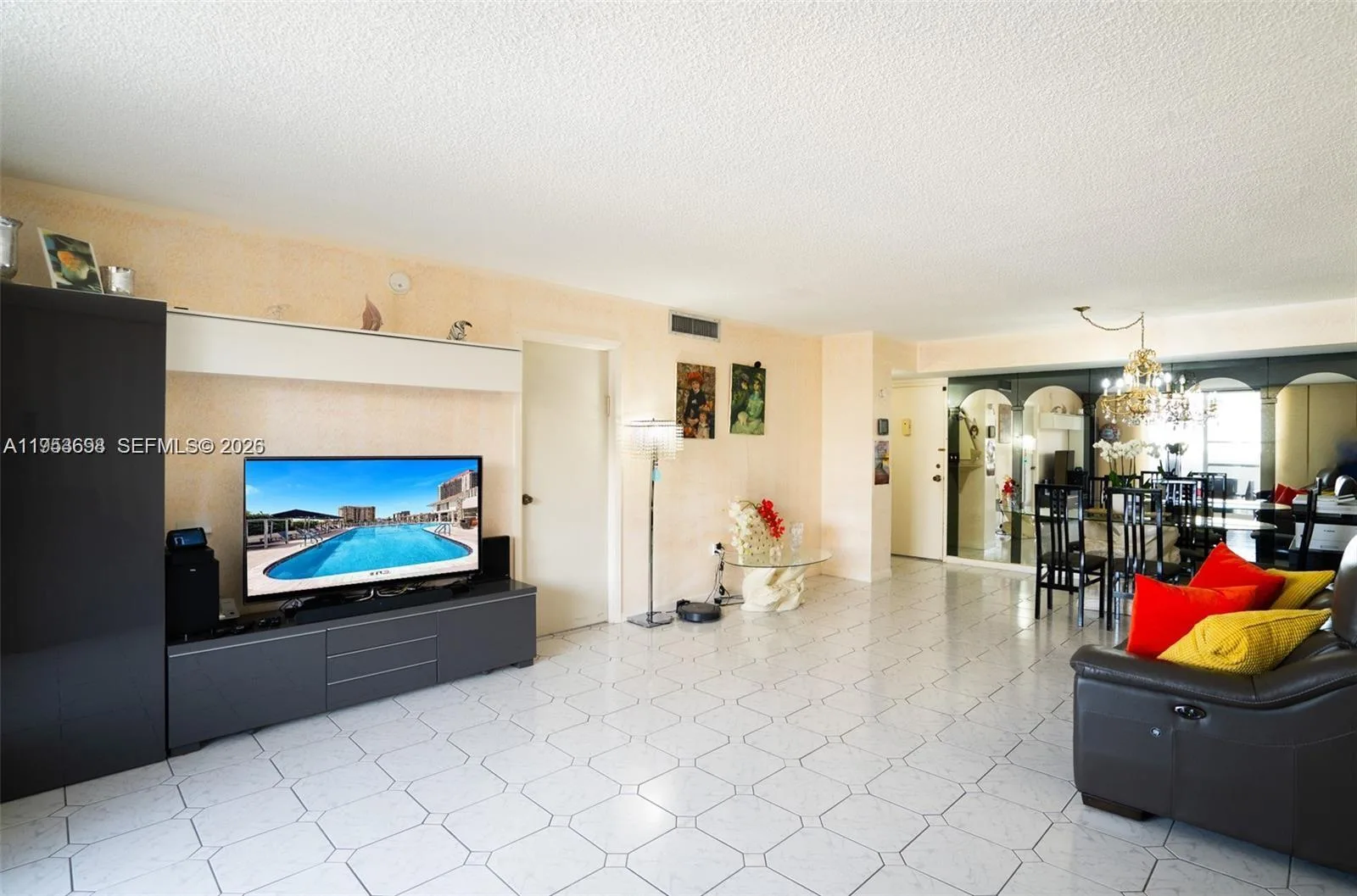1833 S Ocean Dr # 1103, Hallandale Beach, FL 33009 photo 2