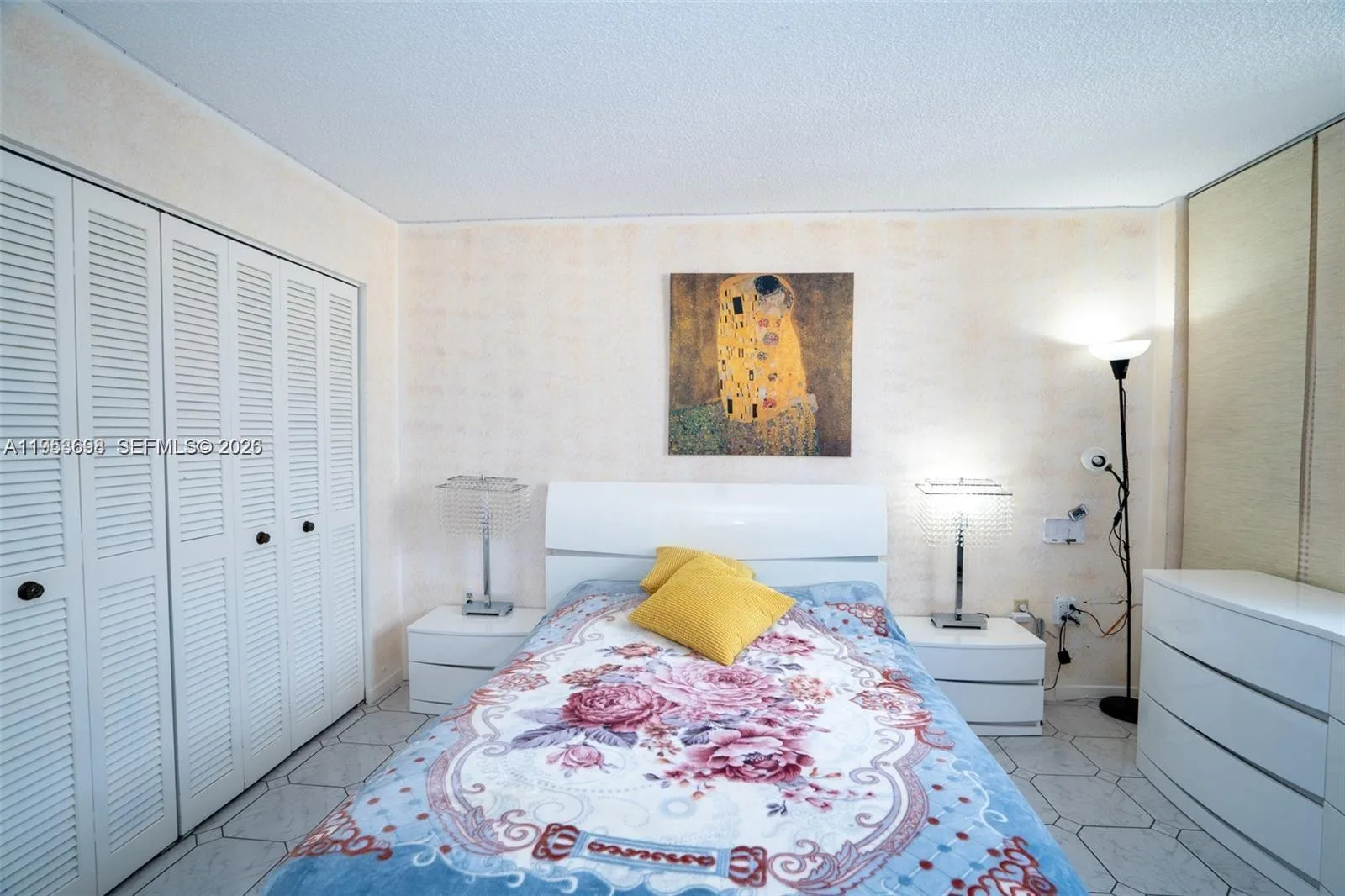 1833 S Ocean Dr # 1103, Hallandale Beach, FL 33009 photo 5