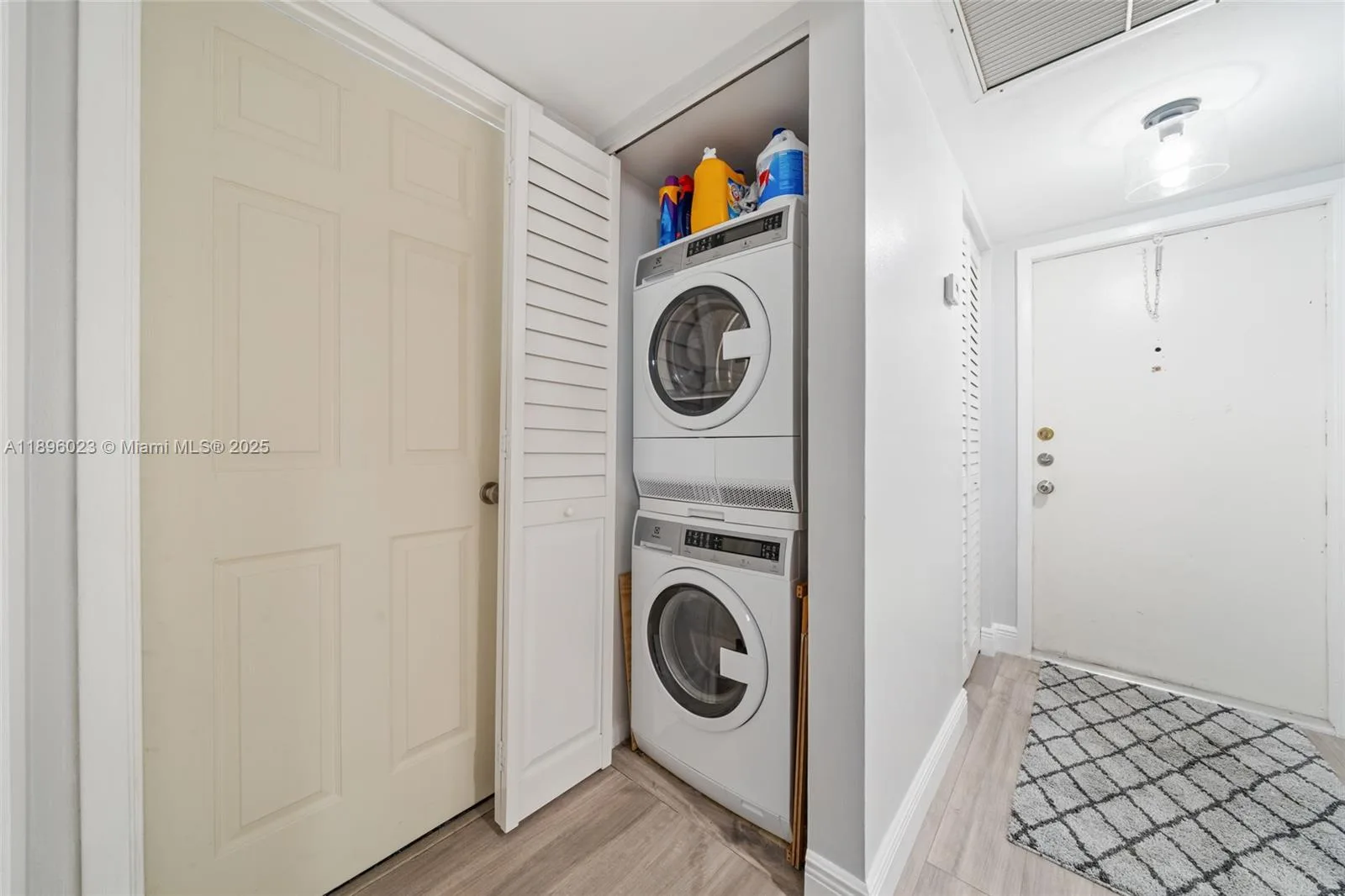 861 NE 207th Ln # 202-14, Miami, FL 33179 photo 6