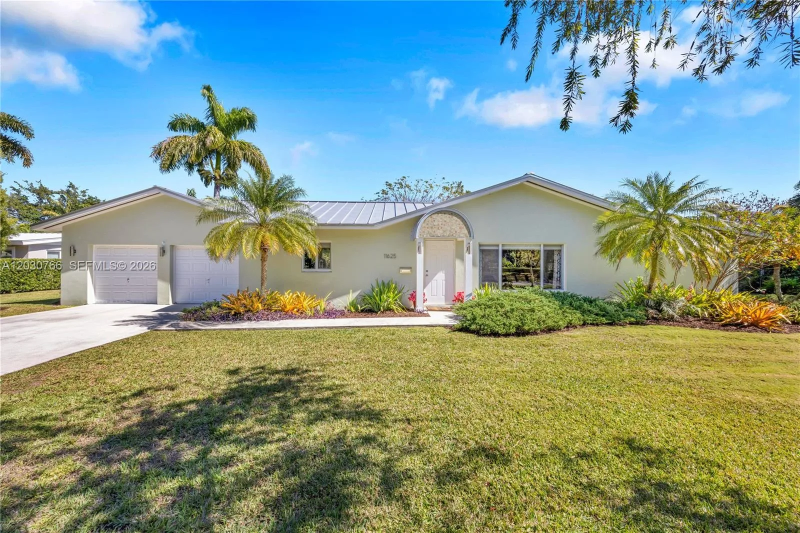 11625 SW 70th Ave, Pinecrest, FL 33156 photo 2