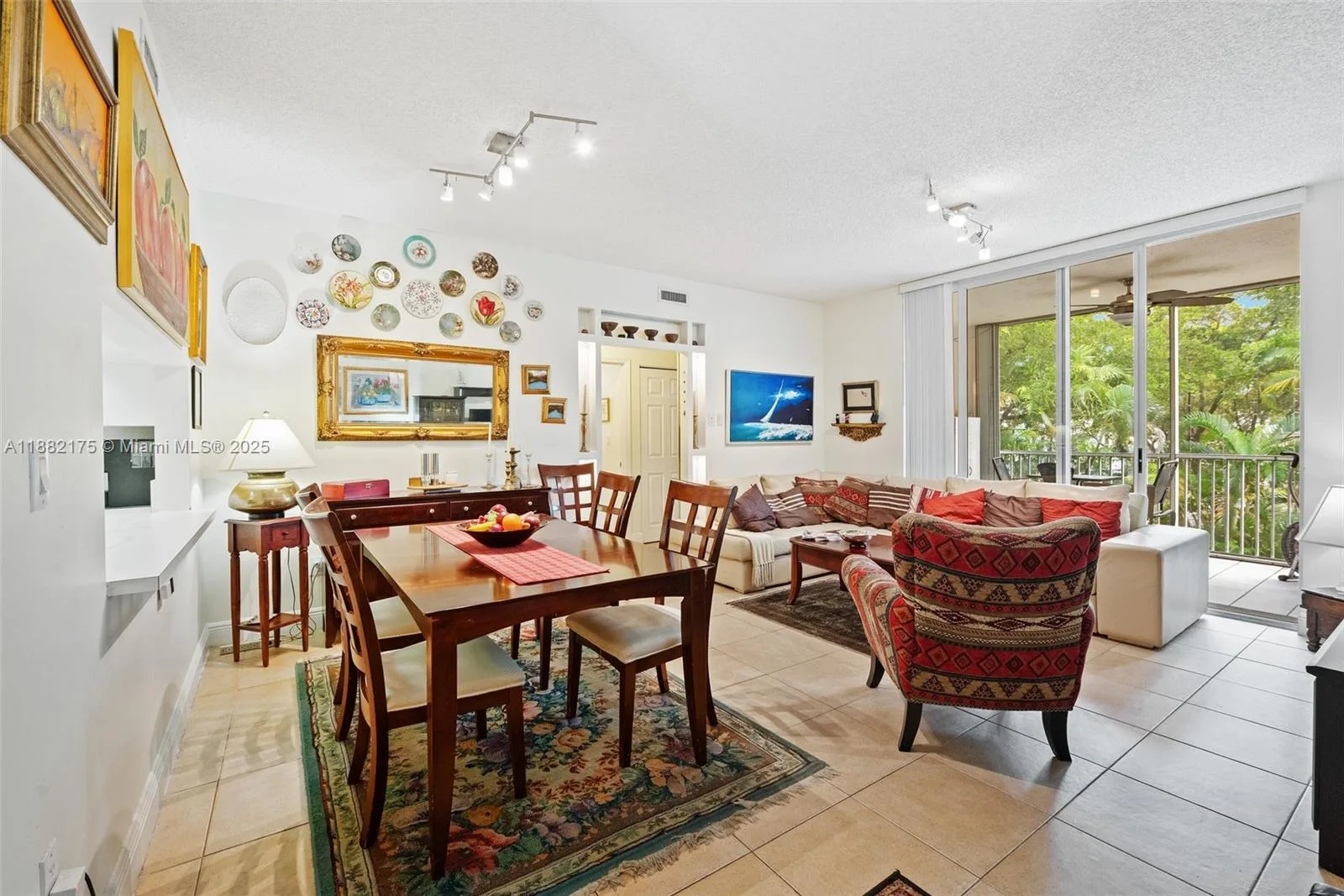 9805 NW 52nd St # 216, Doral, FL 33178 photo 6