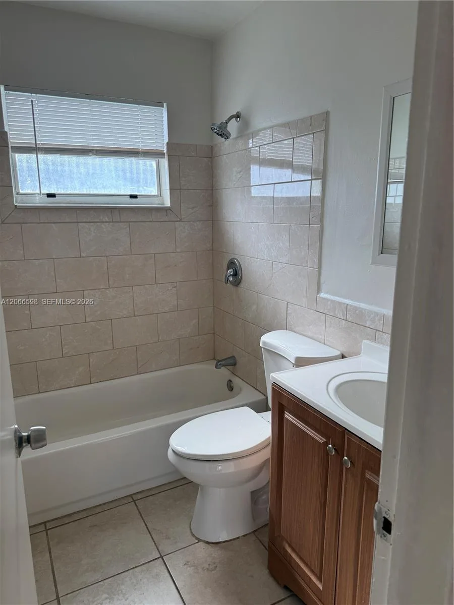 7241 Venetian St # 11, Miramar, FL 33023 photo 4