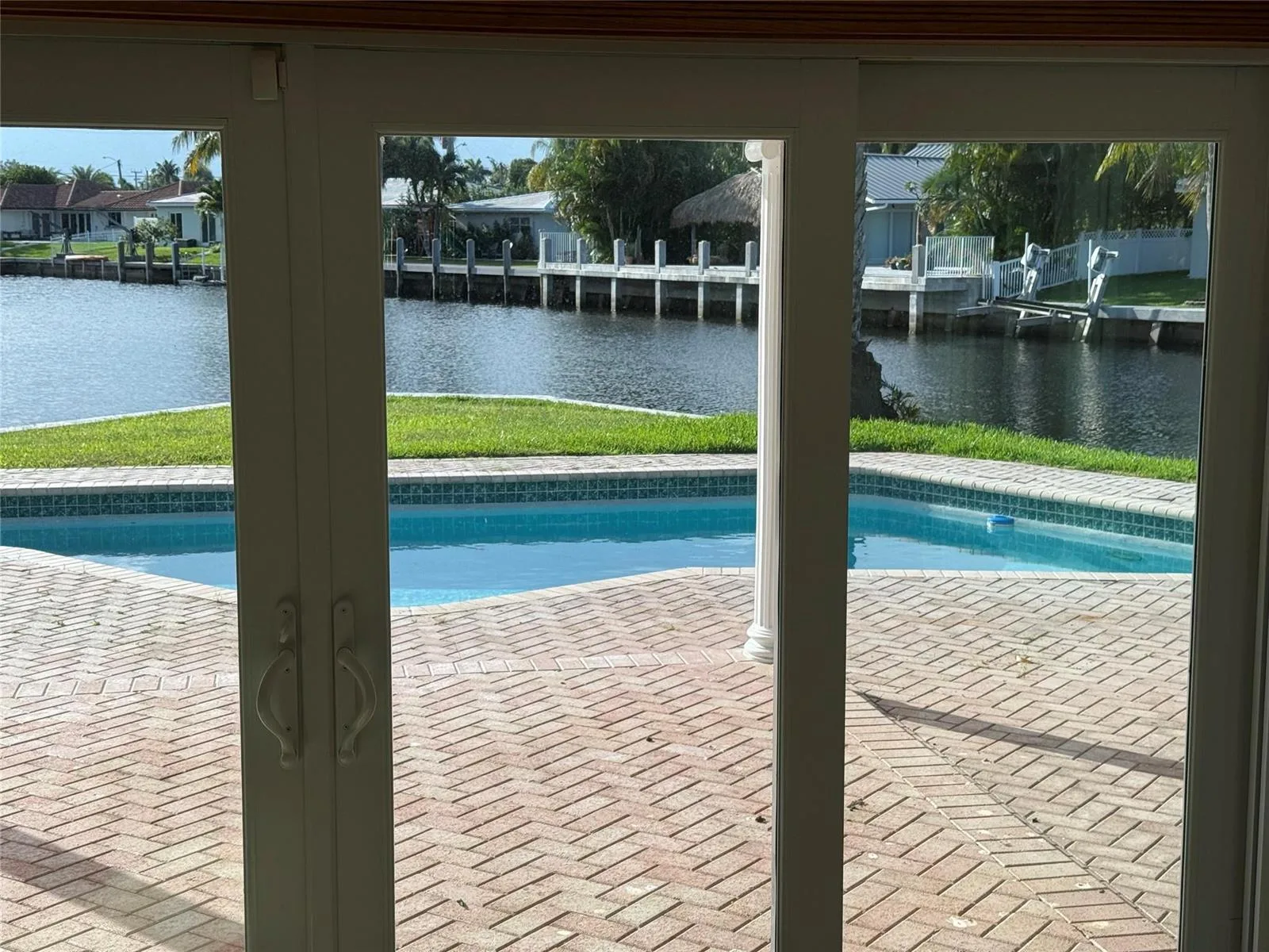5251 NE 29th Avenue, Fort Lauderdale, FL 33308 photo 2
