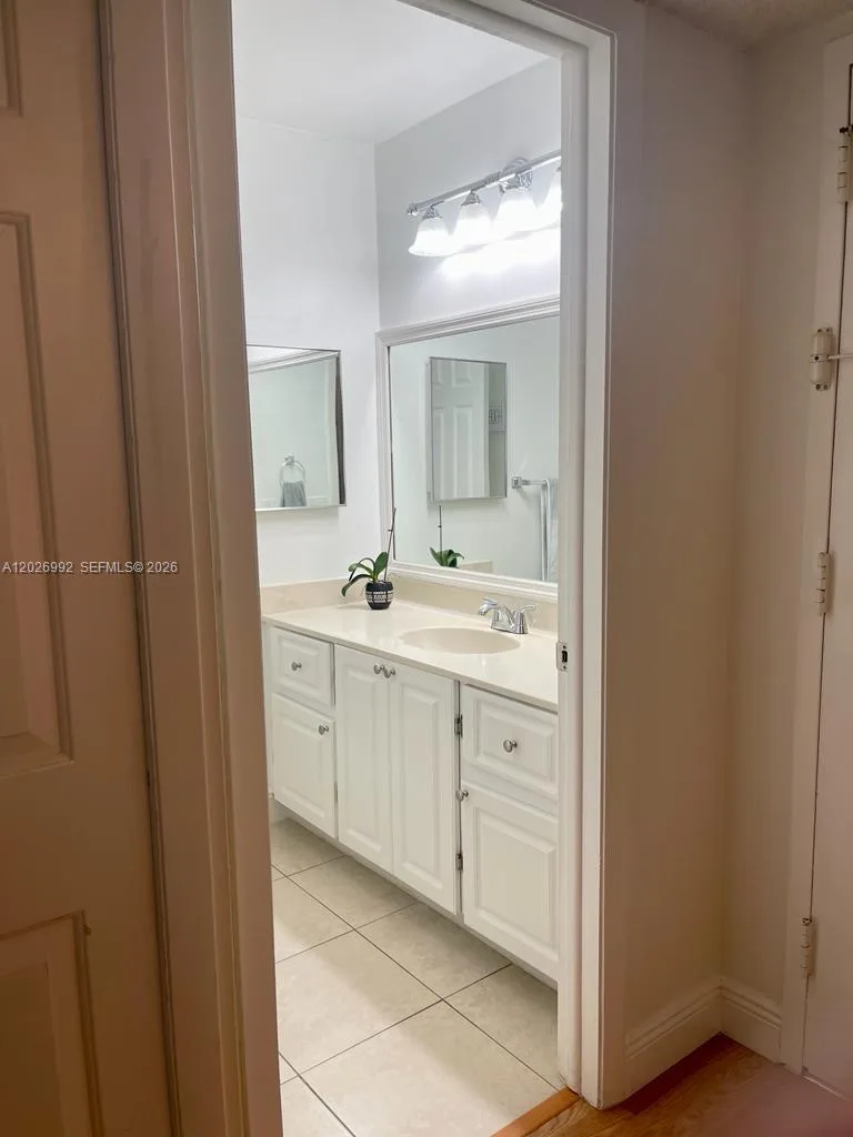 301 Racquet Club Rd # 305, Weston, FL 33326 photo 10