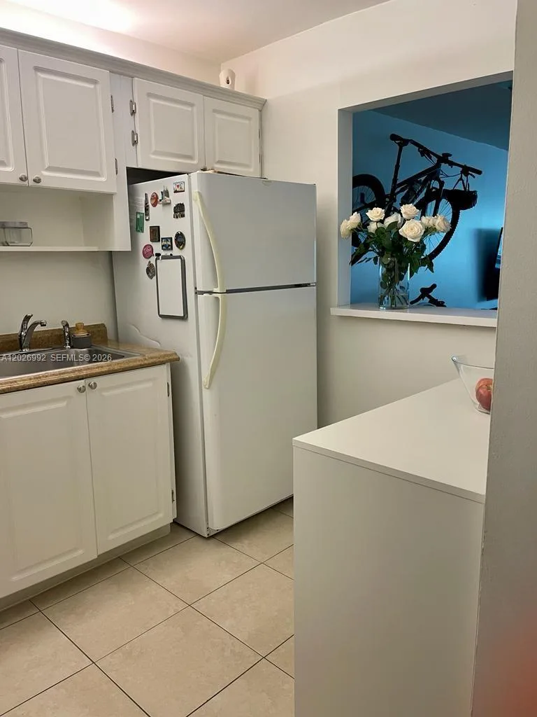 301 Racquet Club Rd # 305, Weston, FL 33326 photo 6