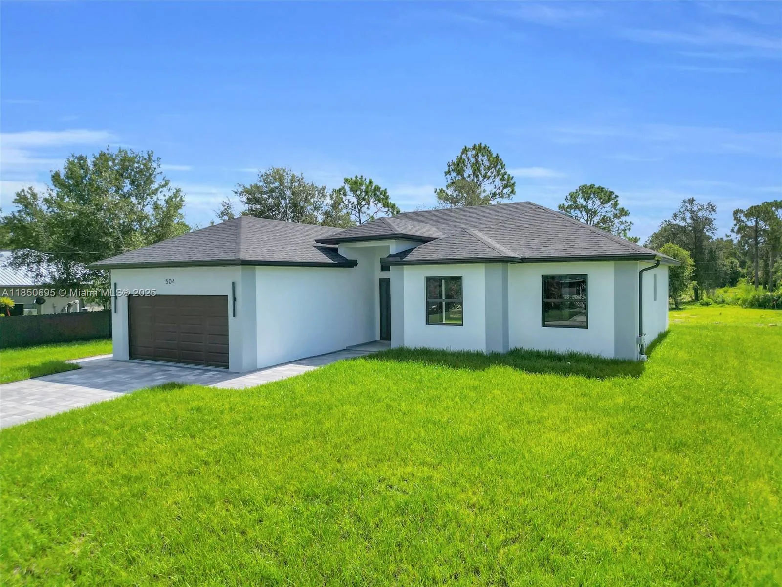 504 HENRY AVE, Lehigh Acres, FL 33972 photo 3