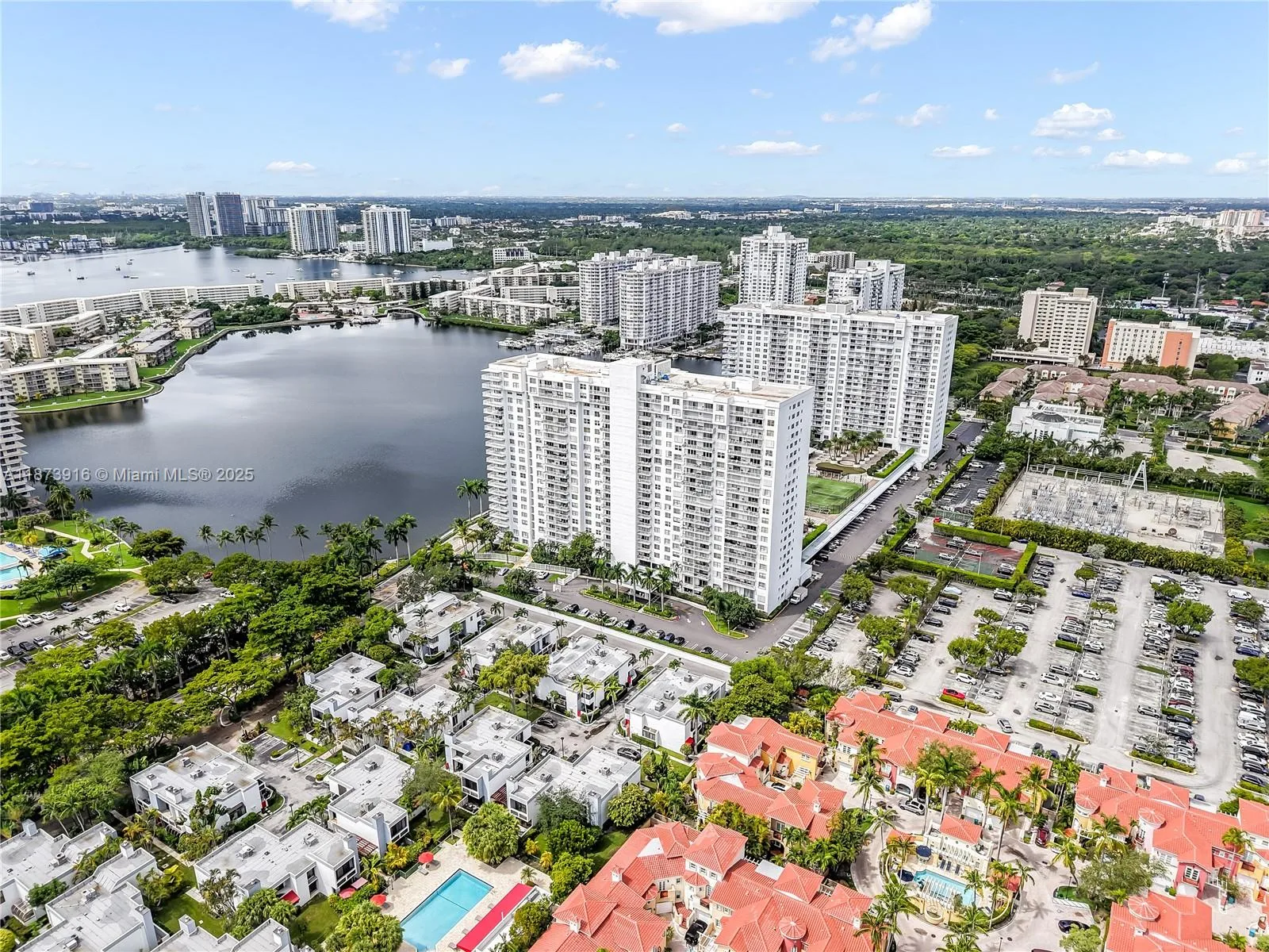 2851 NE 183rd St # 809E, Aventura, FL 33160