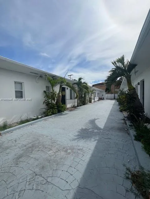 2900 W Flagler St # 11, Miami, FL 33135 photo 6