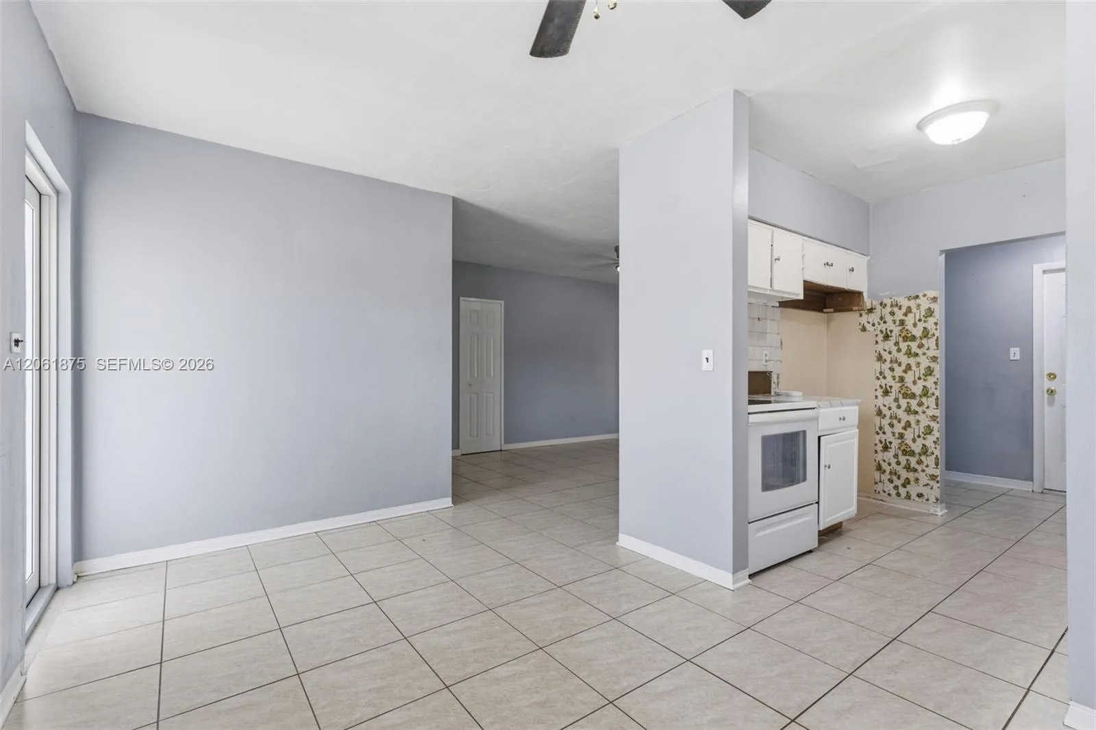 998 W 68th St, Hialeah, FL 33014 photo 7
