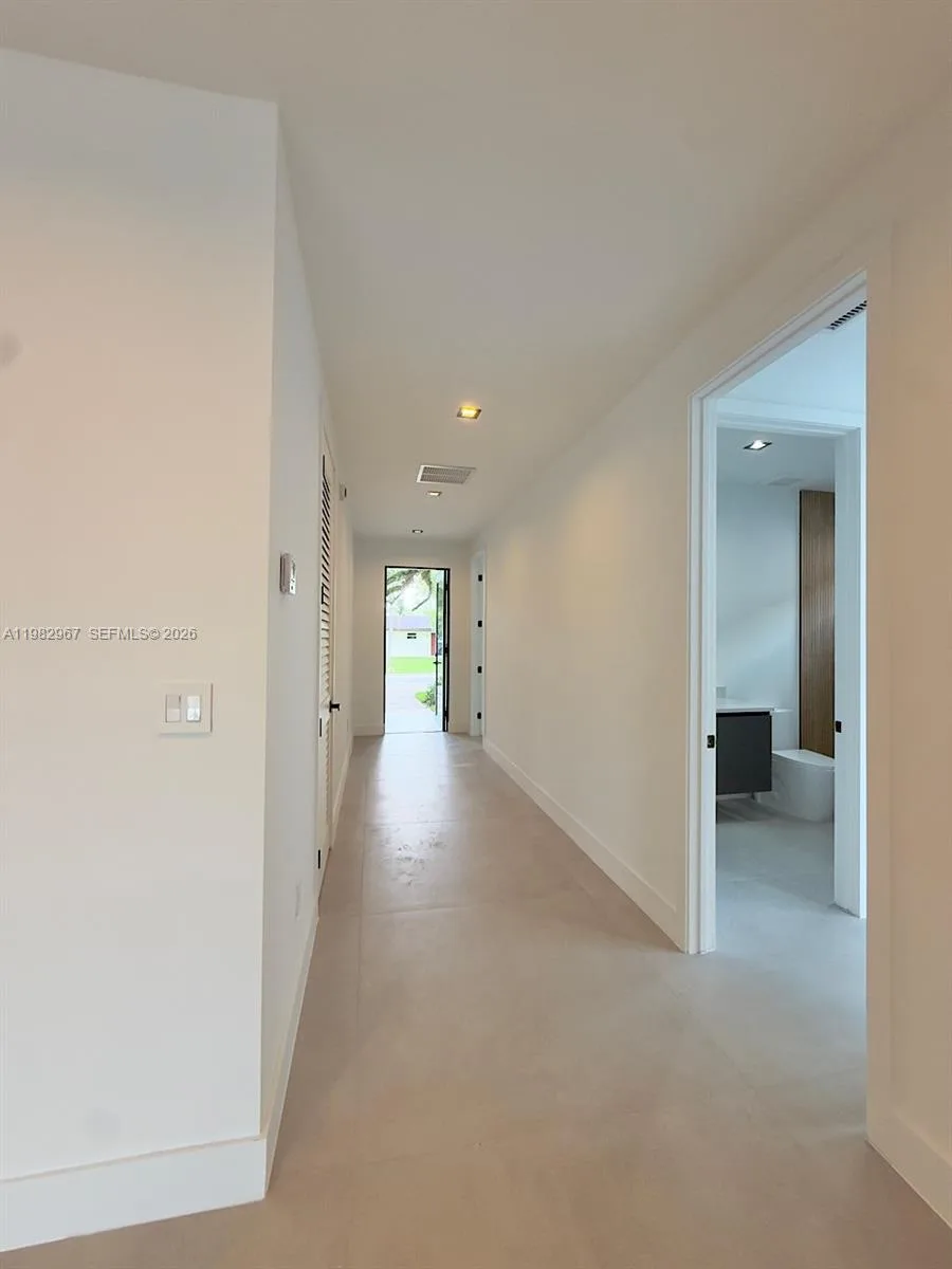 1603 SW 30th Ave, Fort Lauderdale, FL 33312 photo 9