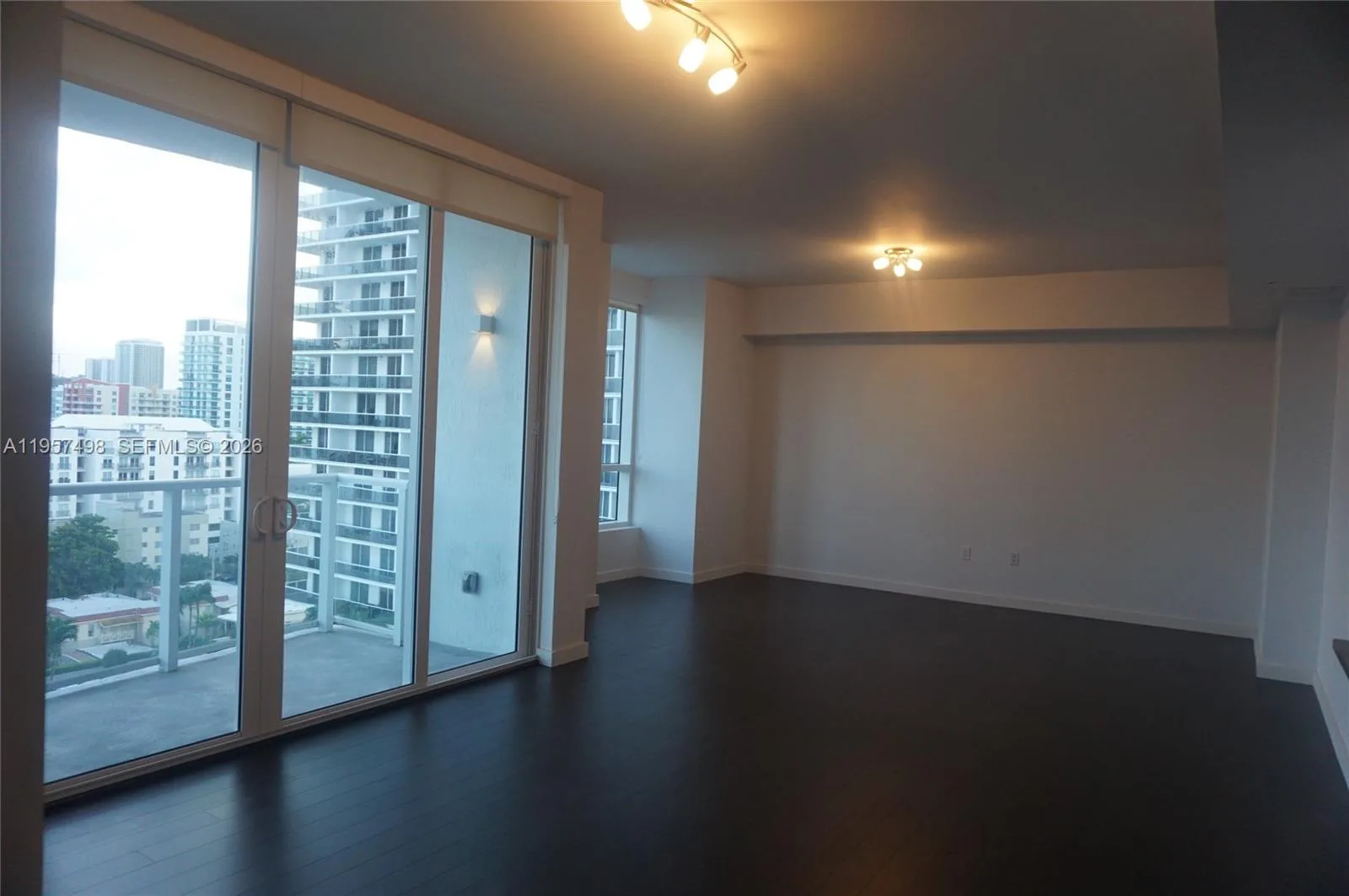 601 NE 27TH ST # 1706, Miami, FL 33137 photo 4