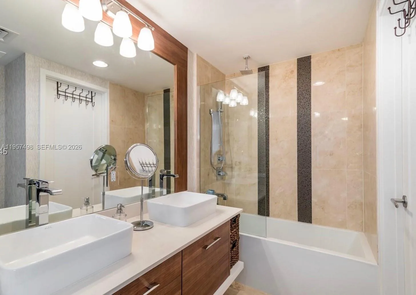601 NE 27TH ST # 1706, Miami, FL 33137 photo 8