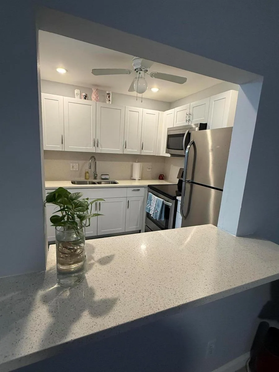 200 Village Green Circle E # K218, Palm Springs, FL 33461