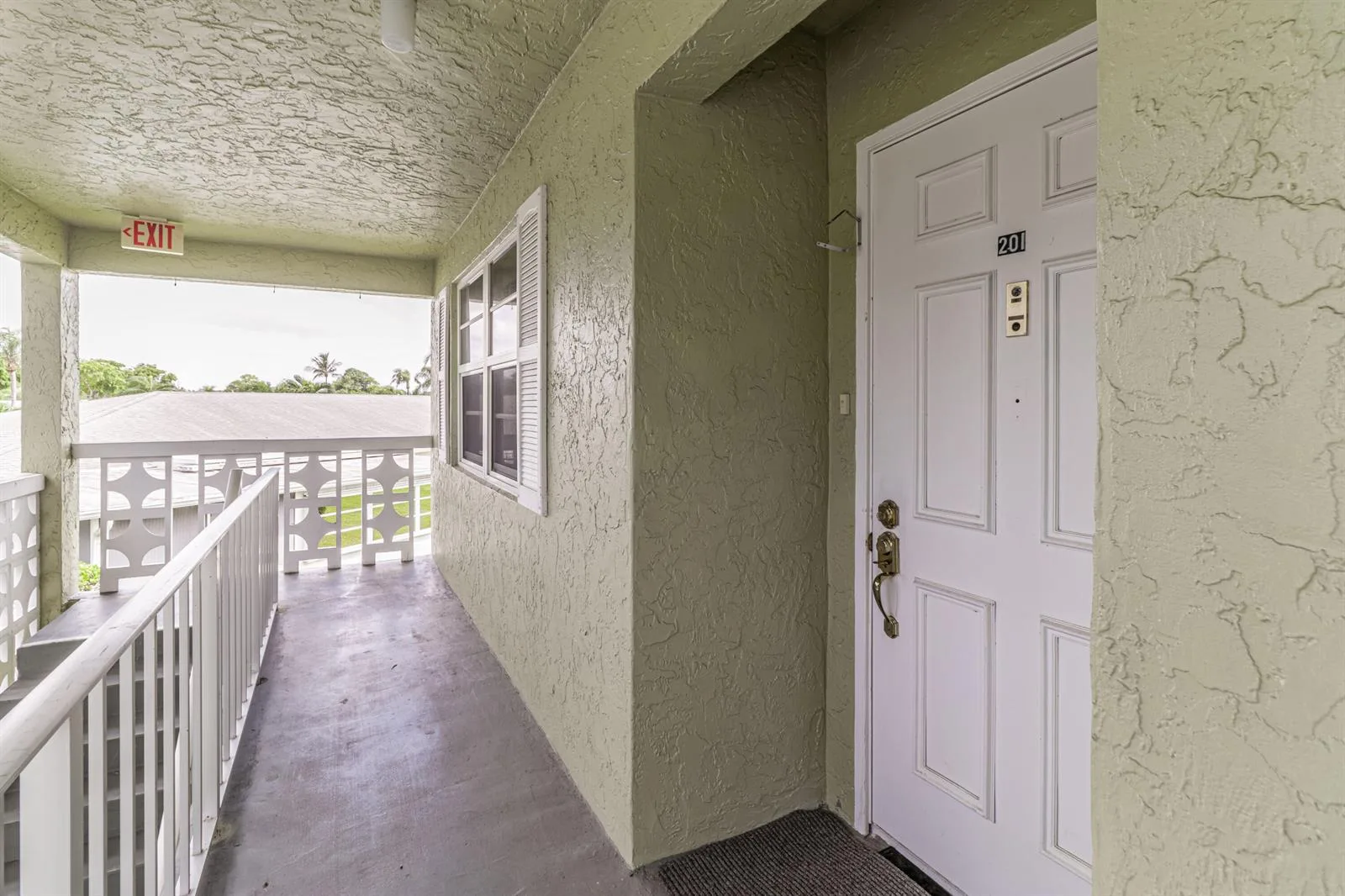 2460 Juniper Drive # 201, Delray Beach, FL 33445 photo 3