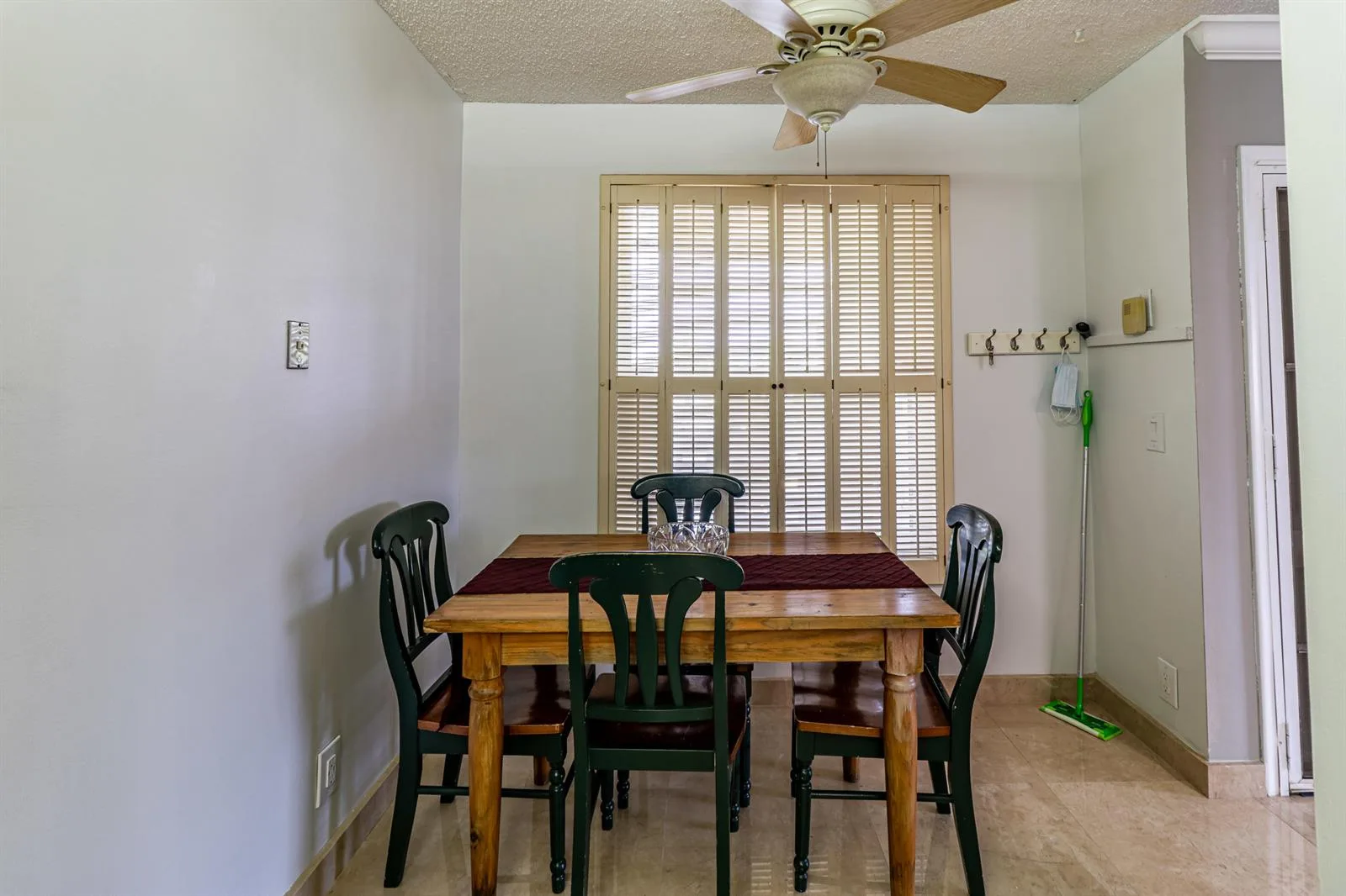 2460 Juniper Drive # 201, Delray Beach, FL 33445 photo 5