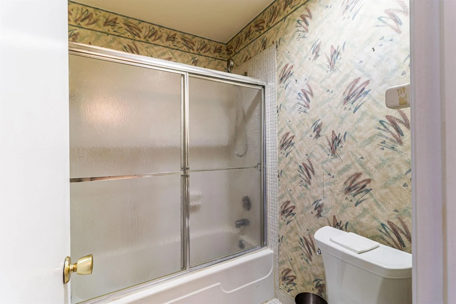 2460 Juniper Drive # 201, Delray Beach, FL 33445 photo 8