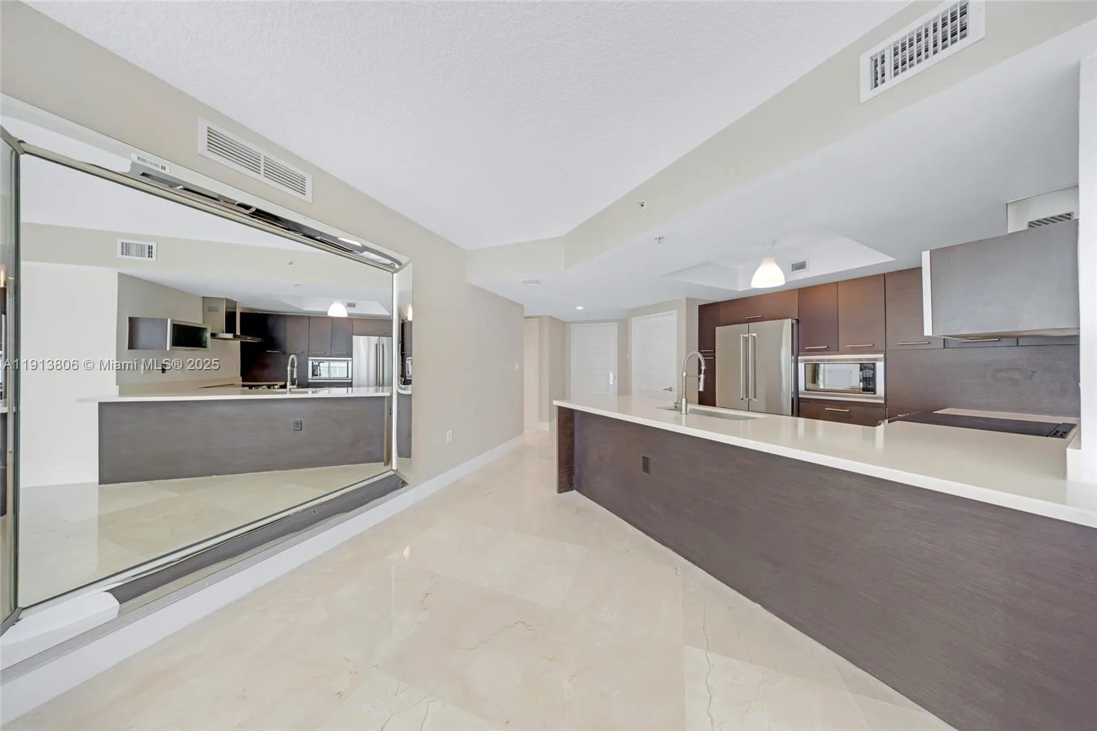 150 Sunny Isles Blvd # 601, Sunny Isles Beach, FL 33160