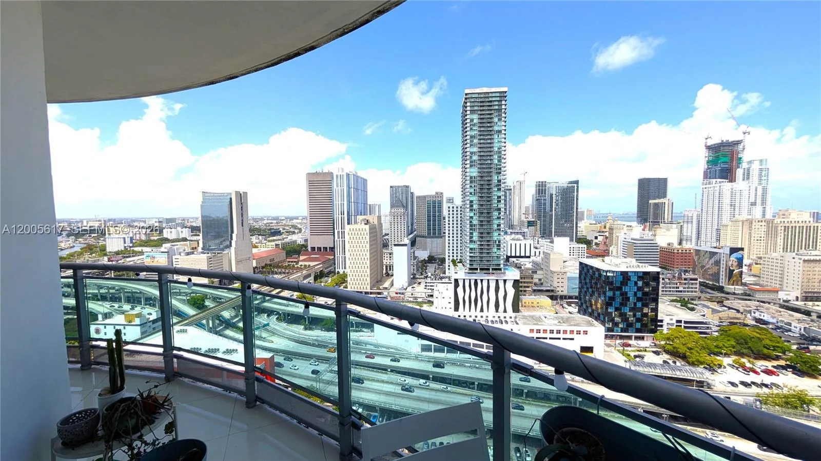 350 S Miami Ave # 2813, Miami, FL 33130 photo 6