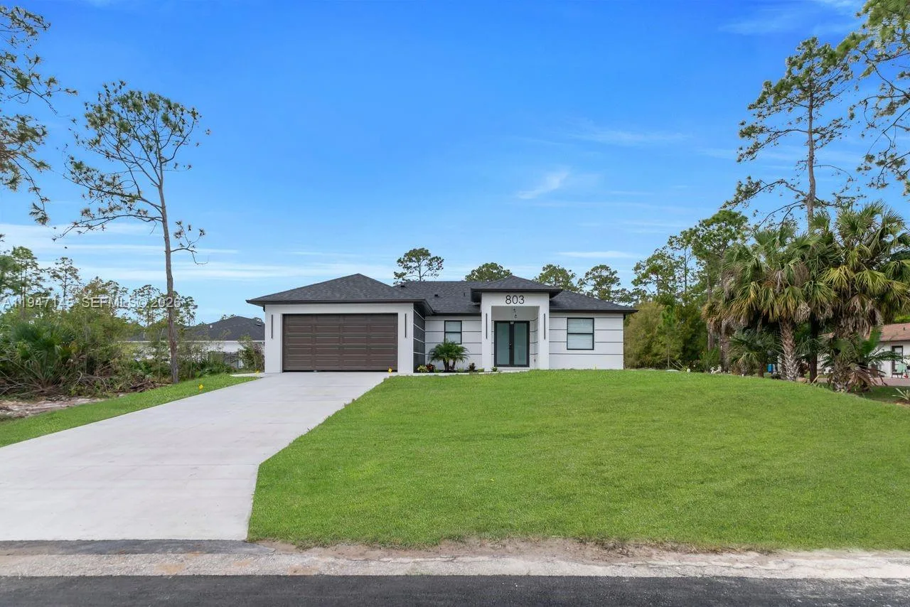 803 Desoto Ave, Lehigh Acres, FL 33972 photo 2