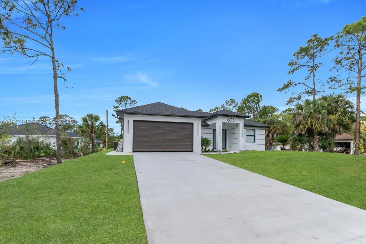 803 Desoto Ave, Lehigh Acres, FL 33972 photo 3