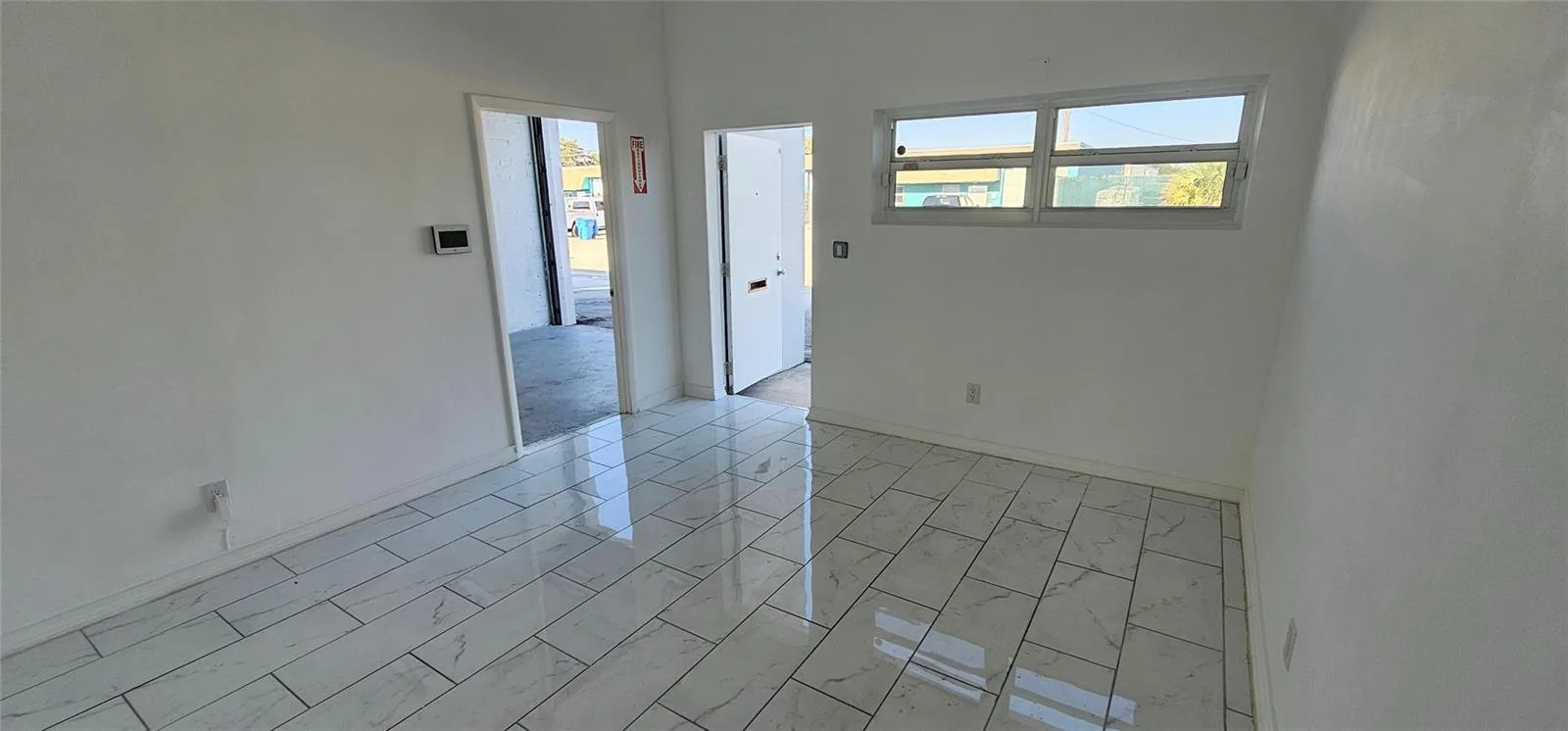 4834 NE 10 Avenue, Oakland Park, FL 33334 photo 2