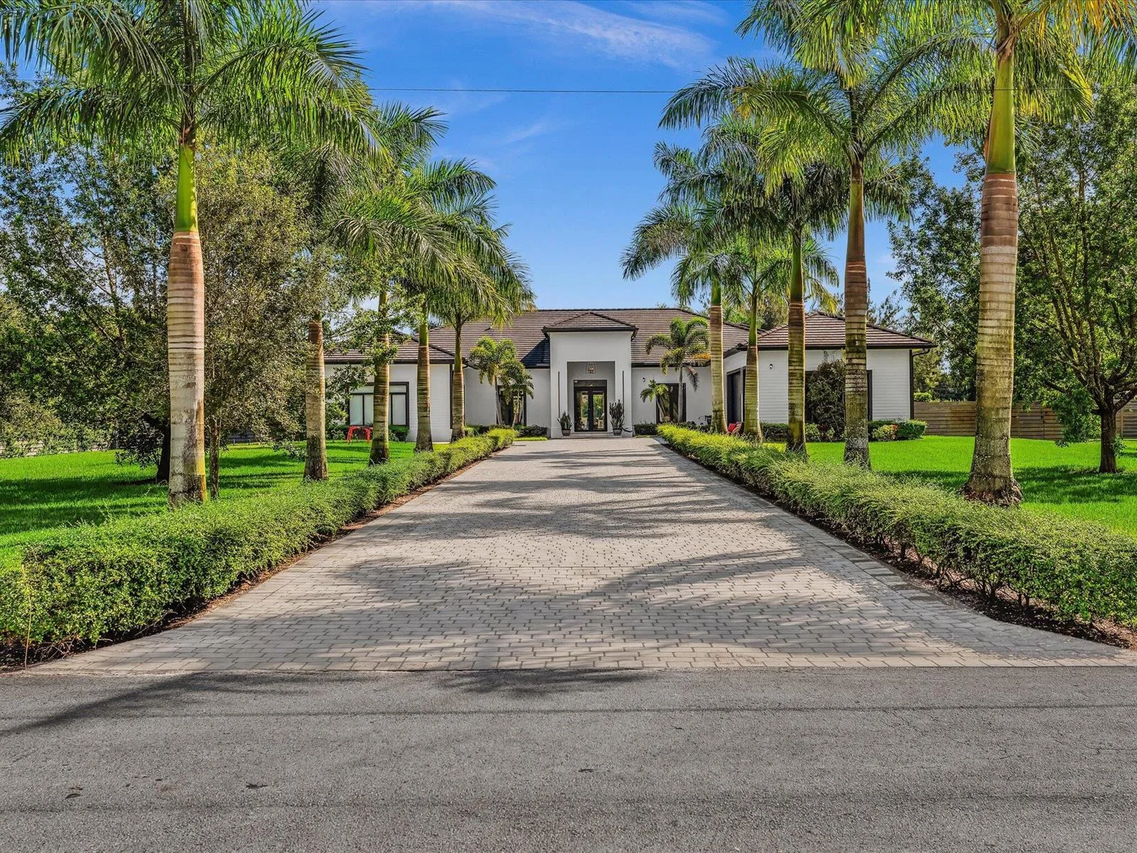 6122 SW 173RD Way, Southwest Ranches, FL 33331 photo 2