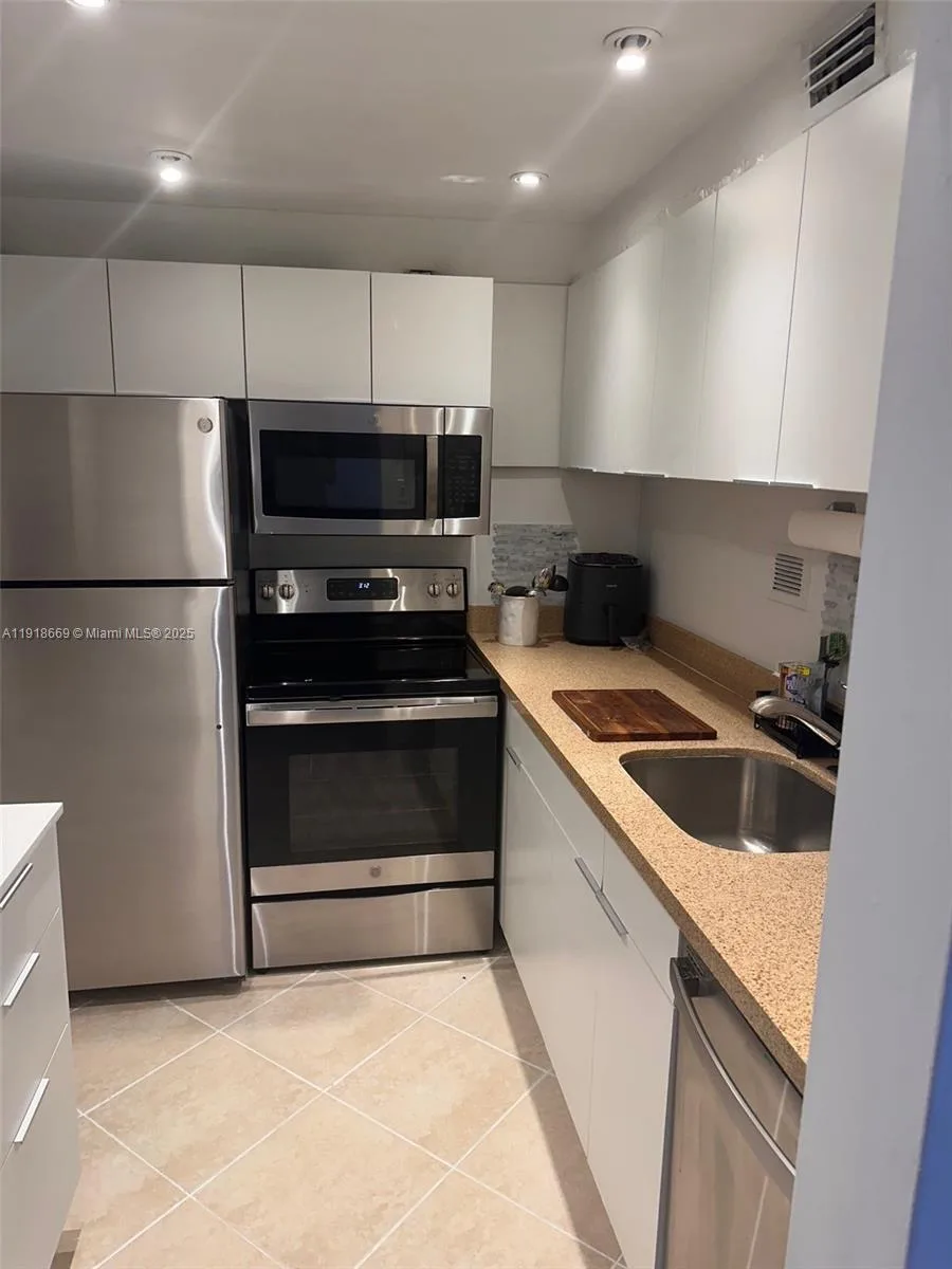 1000 West Ave # 225, Miami Beach, FL 33139 photo 4