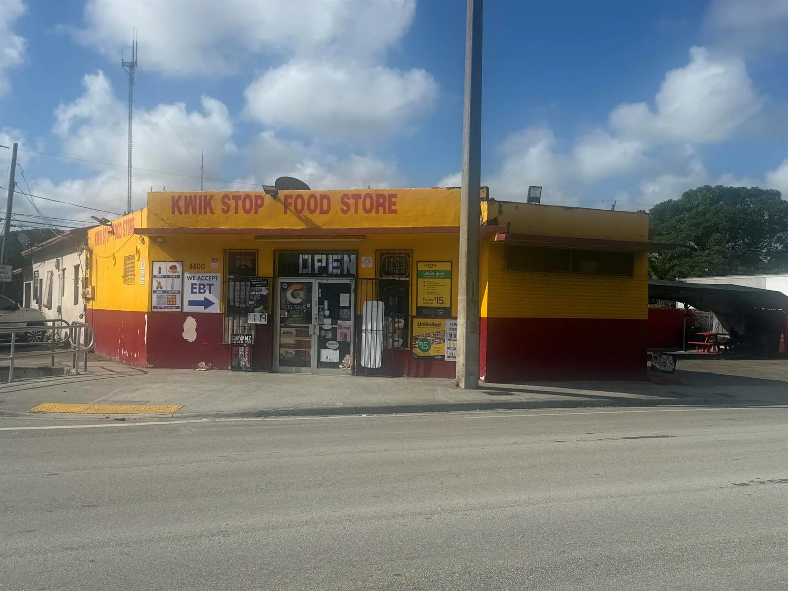 4800 Pembroke Road, West Park, FL 33021