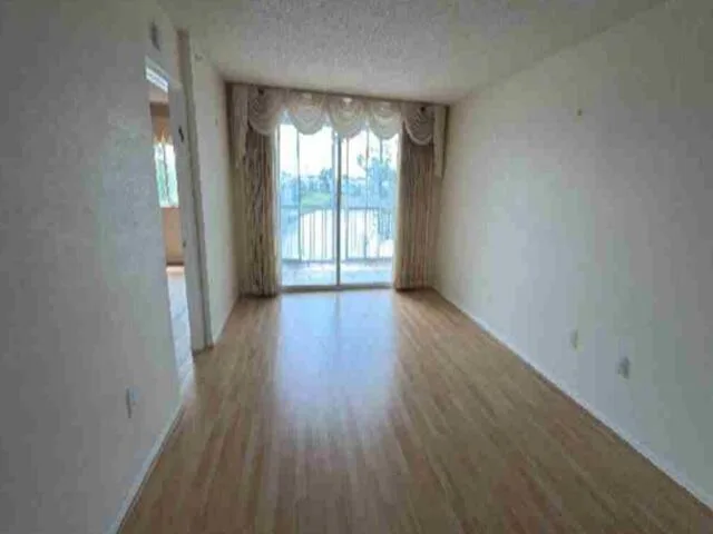 9563 WELDON Circle # D311, Tamarac, FL 33321 photo 3