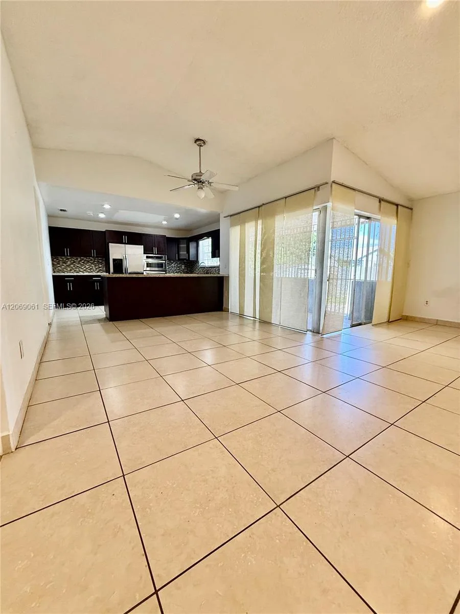 13237 SW 257th Ter, Homestead, FL 33032 photo 5