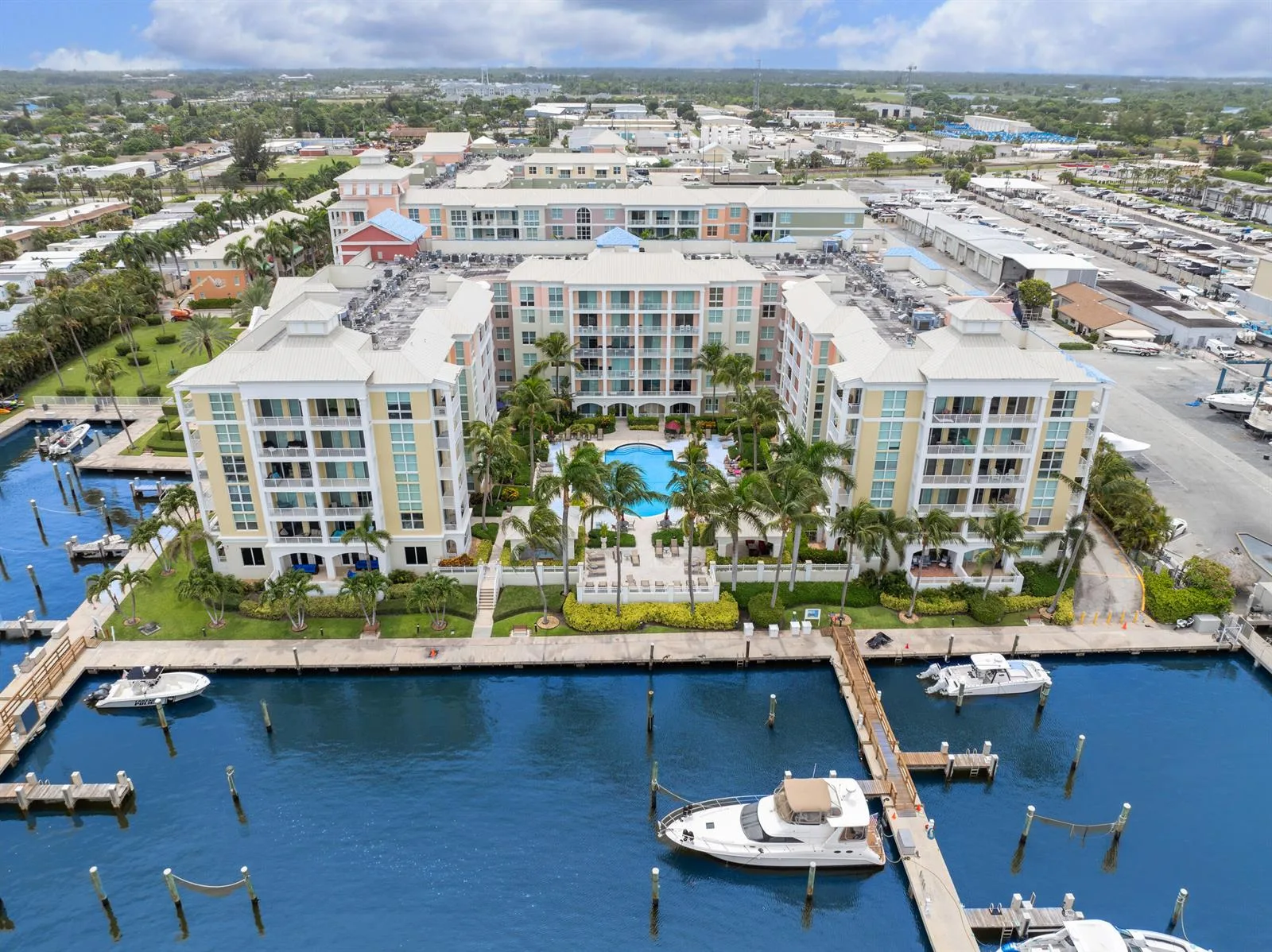 806 E Windward Way # 213, Lantana, FL 33462