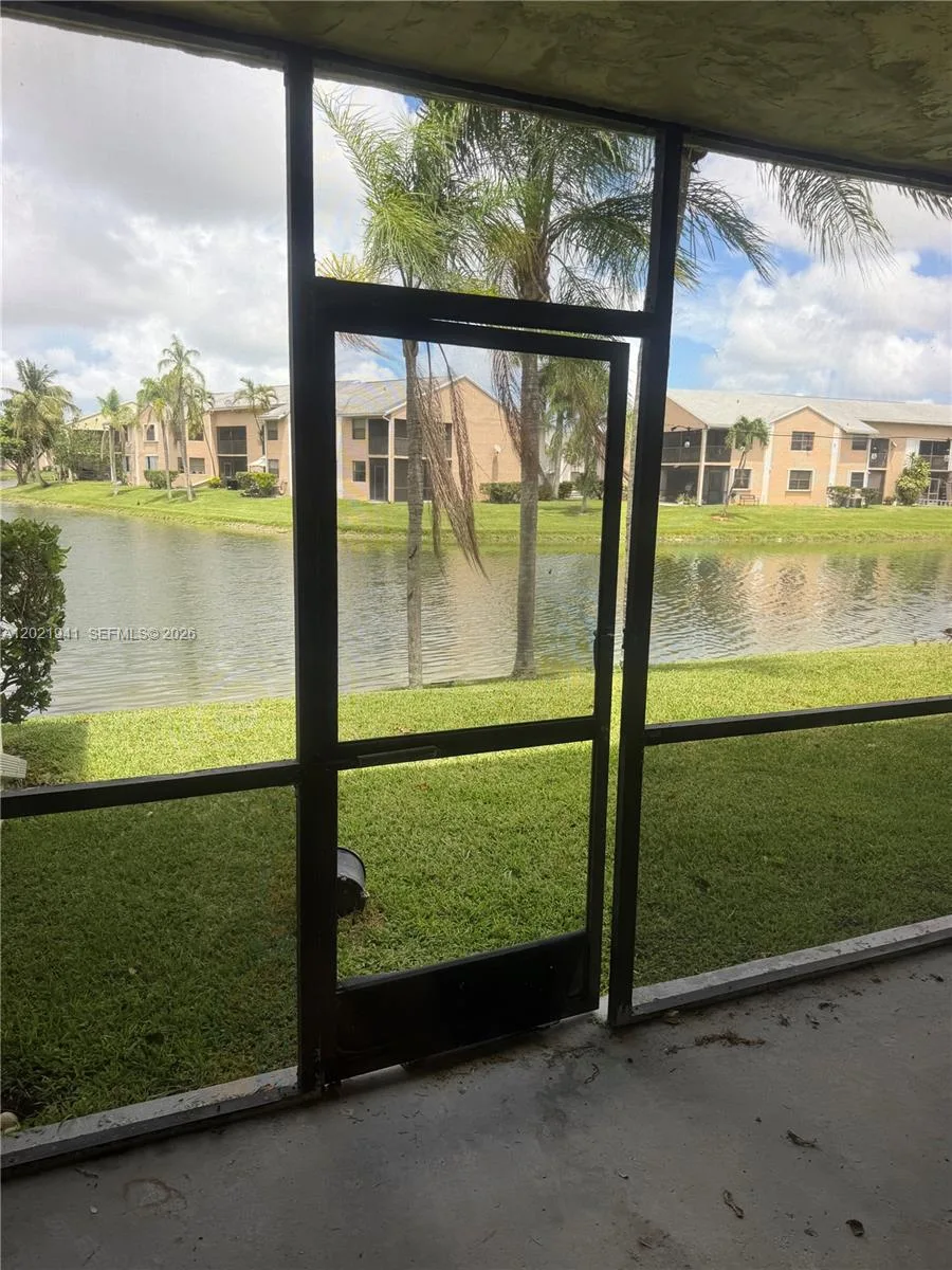 1139 Independence Trl # 1139F, Homestead, FL 33034 photo 10