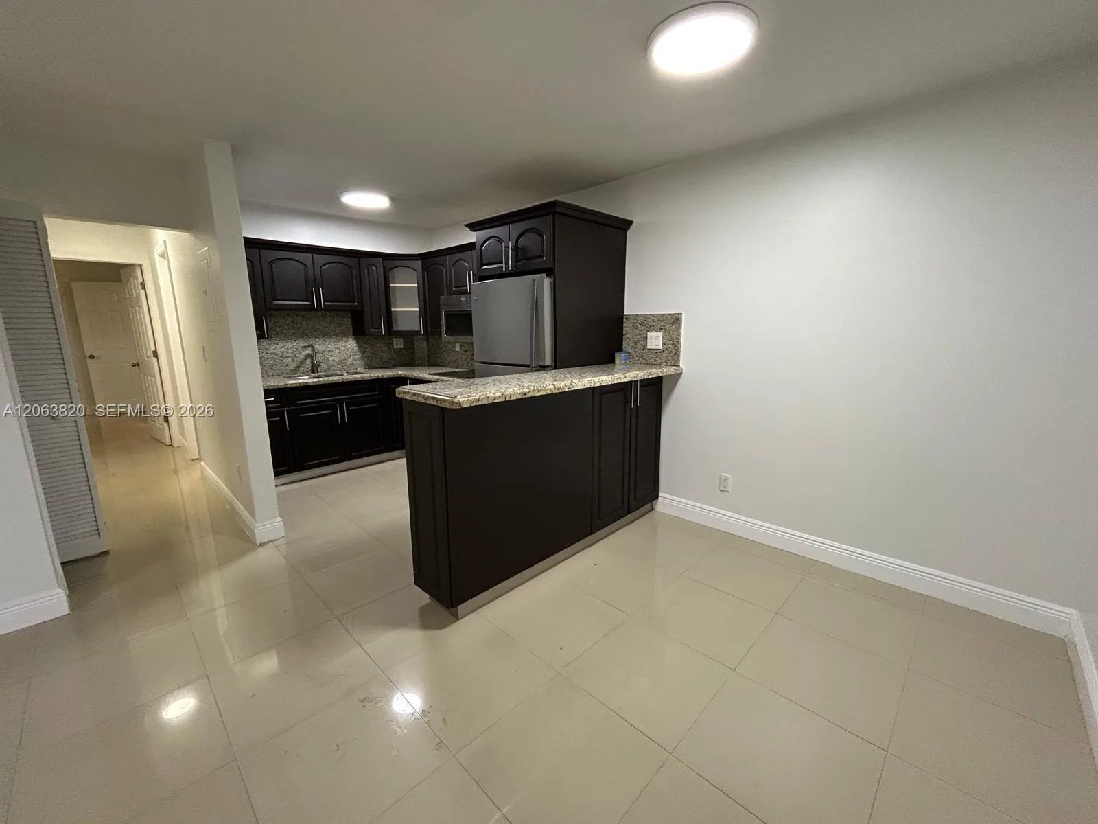 8701 SW 141st St # L3, Palmetto Bay, FL 33176 photo 2