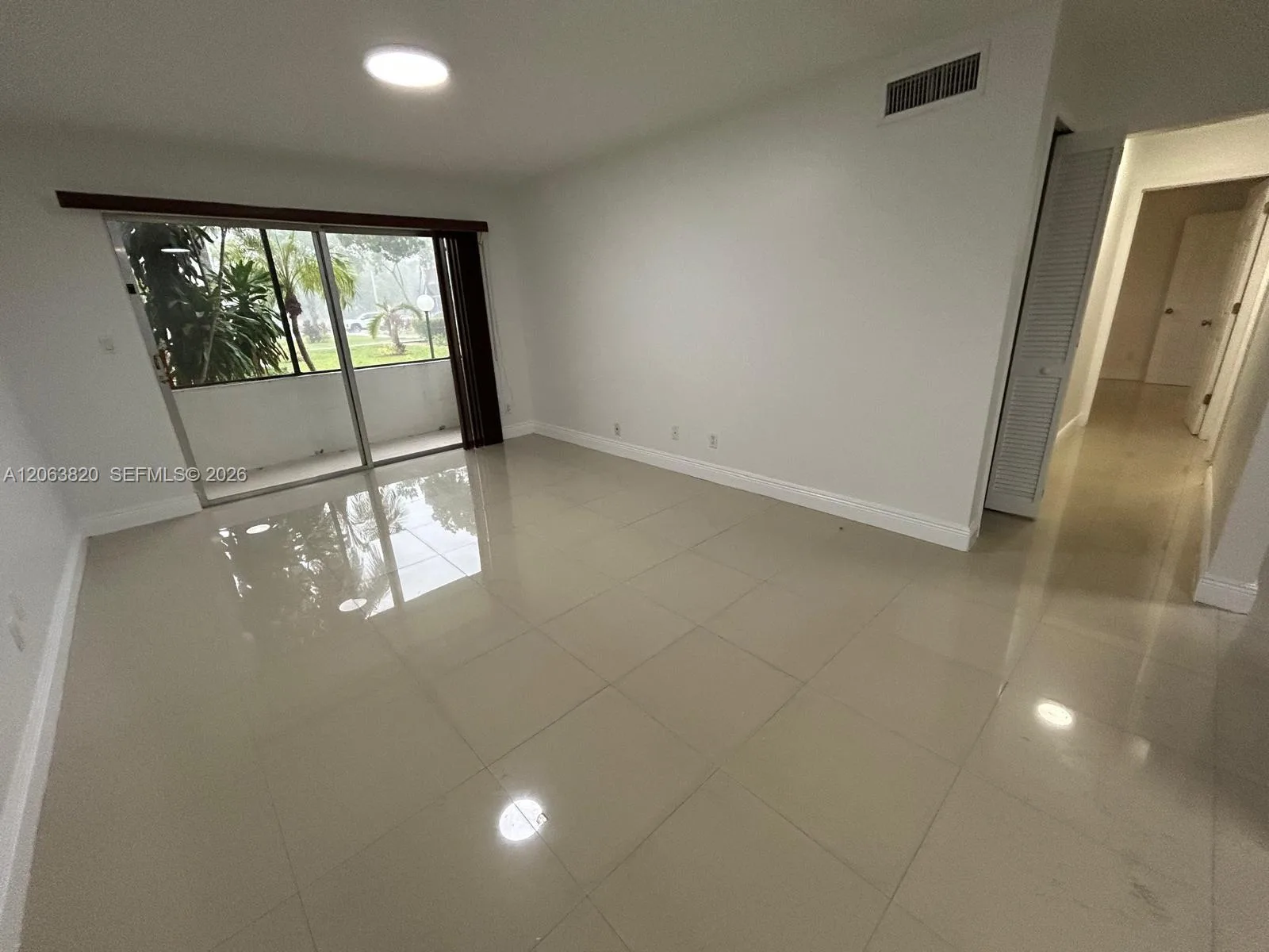 8701 SW 141st St # L3, Palmetto Bay, FL 33176 photo 3