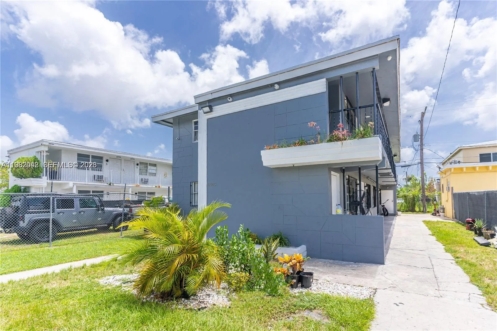 1445 NW 2nd Ave # 3, Florida City, FL 33034 photo 2